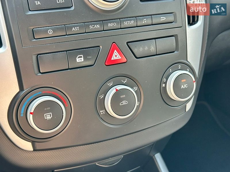 Универсал Kia Ceed 2011 в Луцке