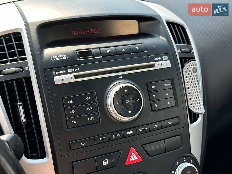 Универсал Kia Ceed 2011 в Луцке