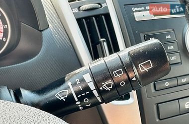 Универсал Kia Ceed 2011 в Луцке