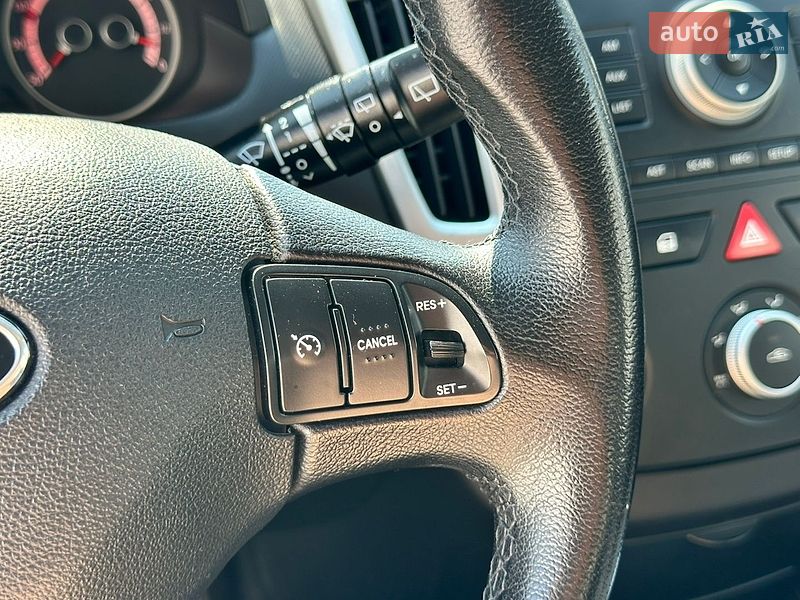 Универсал Kia Ceed 2011 в Луцке