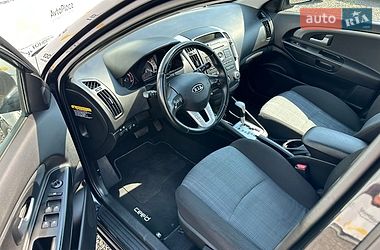Универсал Kia Ceed 2011 в Луцке