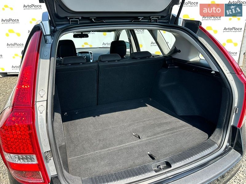 Универсал Kia Ceed 2011 в Луцке