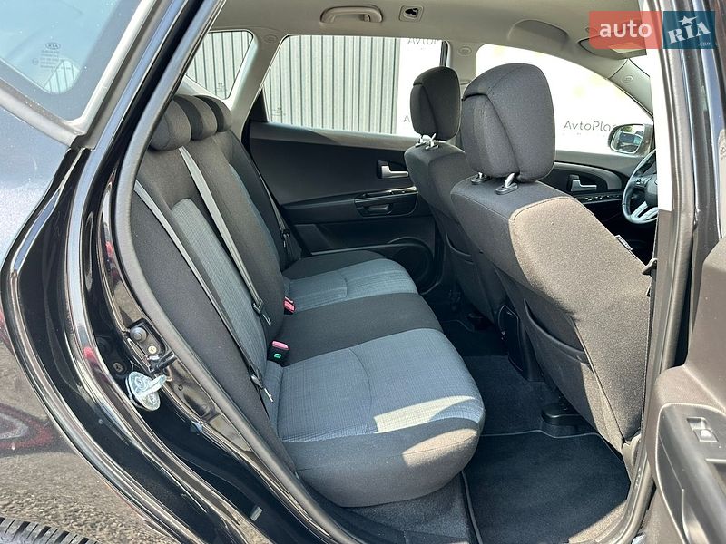 Универсал Kia Ceed 2011 в Луцке