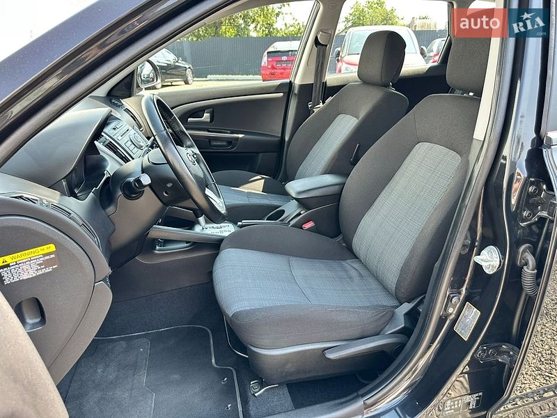Универсал Kia Ceed 2011 в Луцке