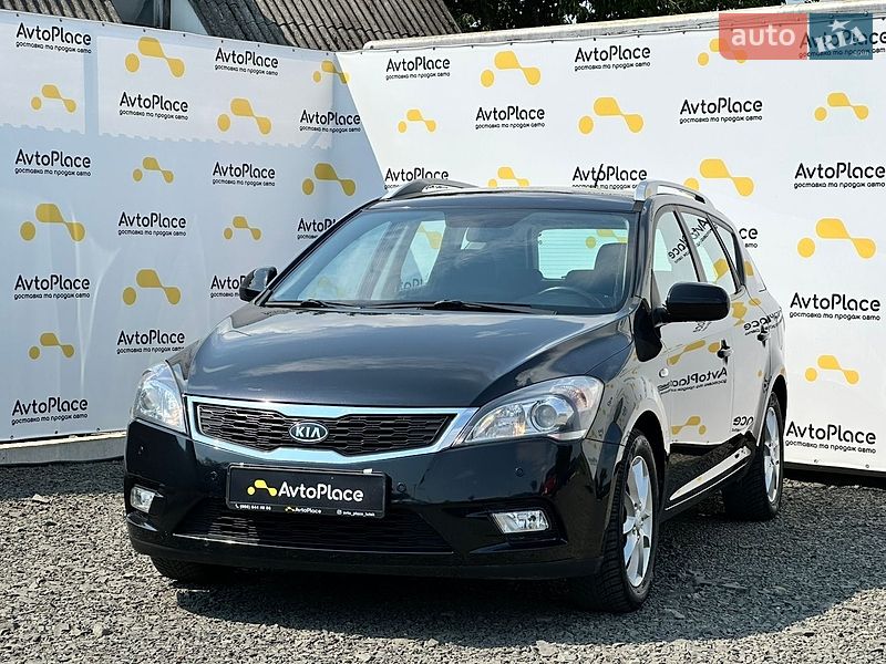 Универсал Kia Ceed 2011 в Луцке