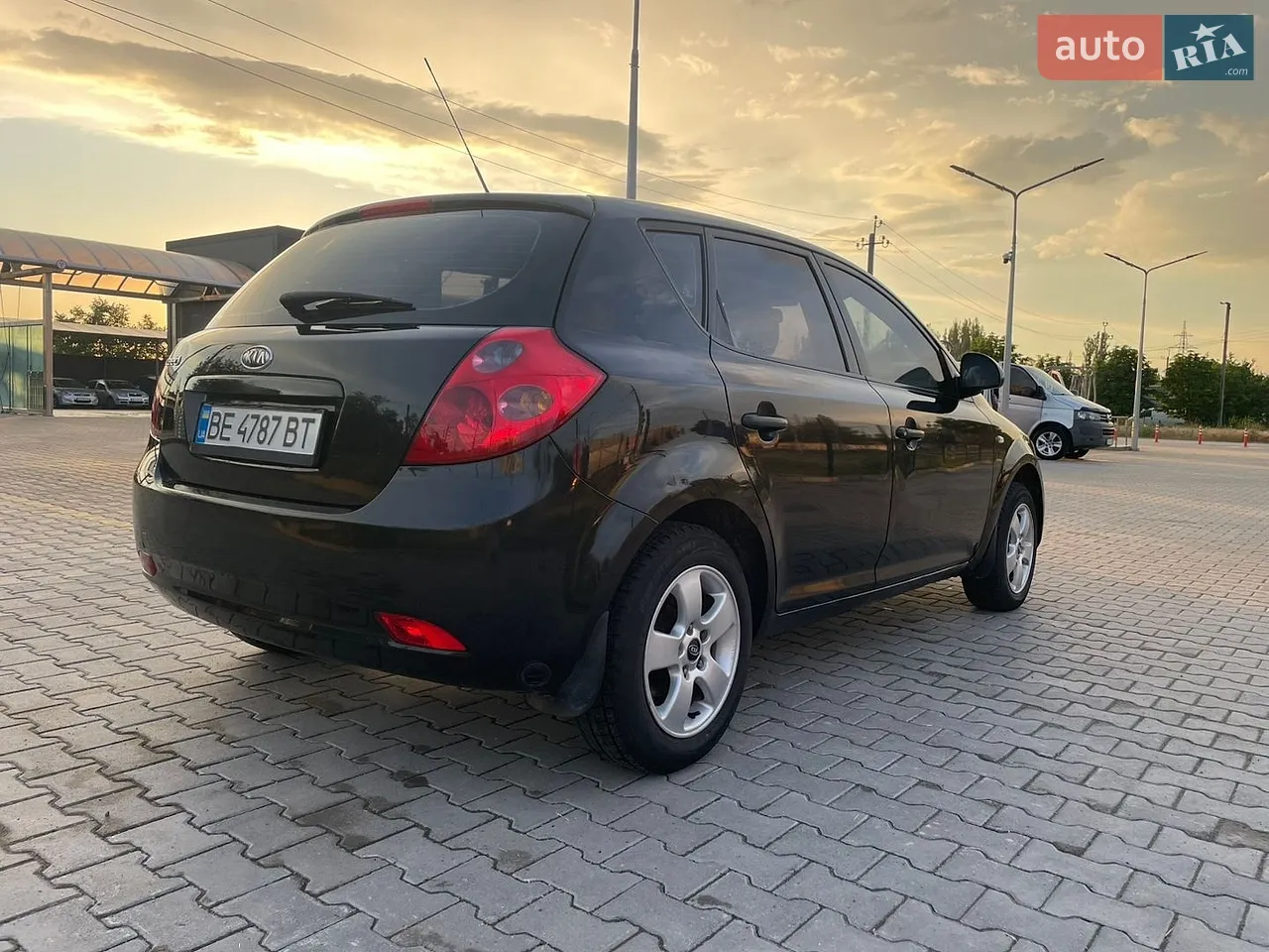 2018 Ford Focus - мініатюра 16