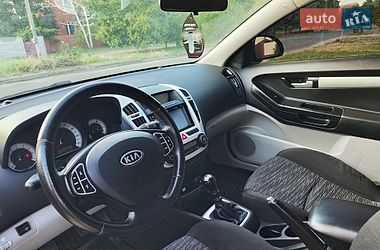 Хэтчбек Kia Ceed 2008 в Николаеве