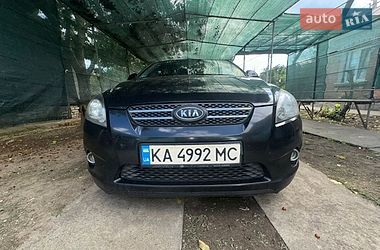 Хэтчбек Kia Ceed 2008 в Гайсине