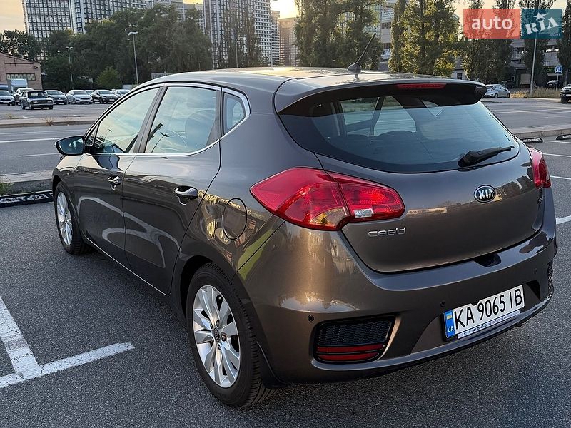 Хетчбек Kia Ceed 2016 в Києві