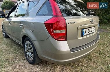 Универсал Kia Ceed 2009 в Мукачево