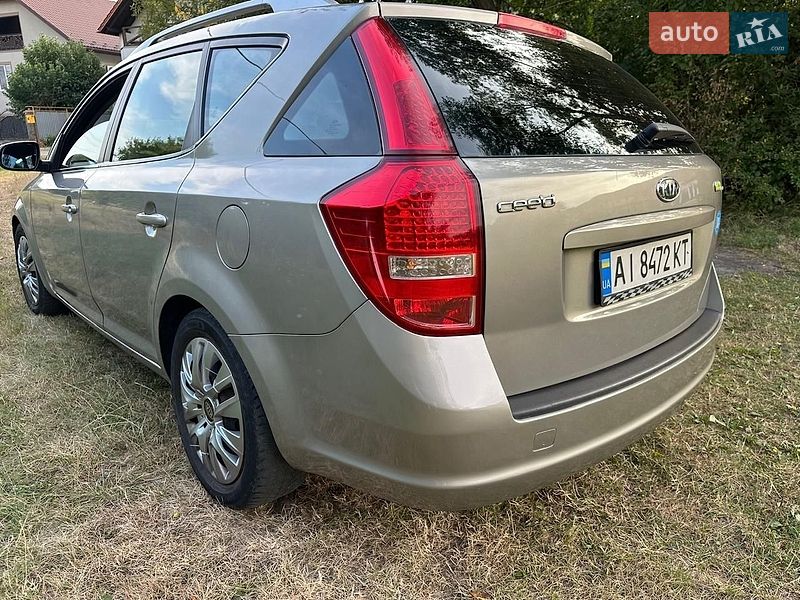 Универсал Kia Ceed 2009 в Мукачево