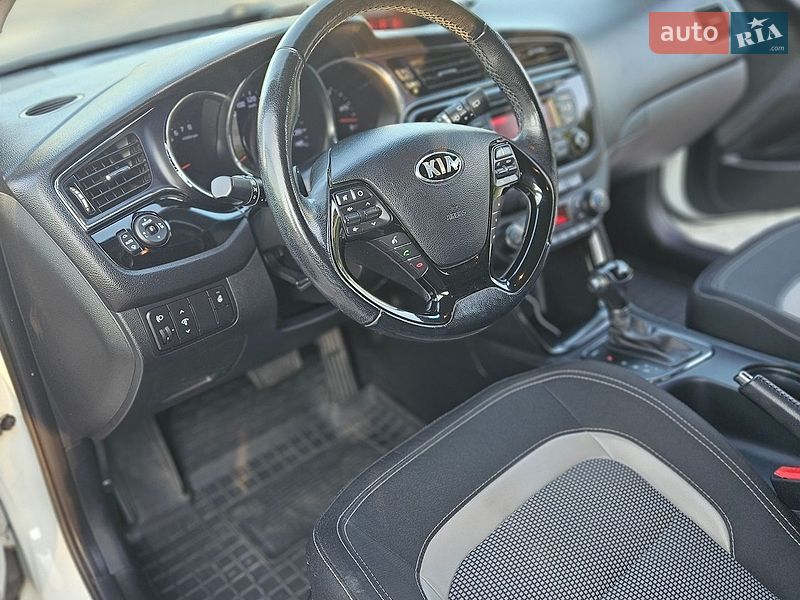 Хэтчбек Kia Ceed 2018 в Обухове