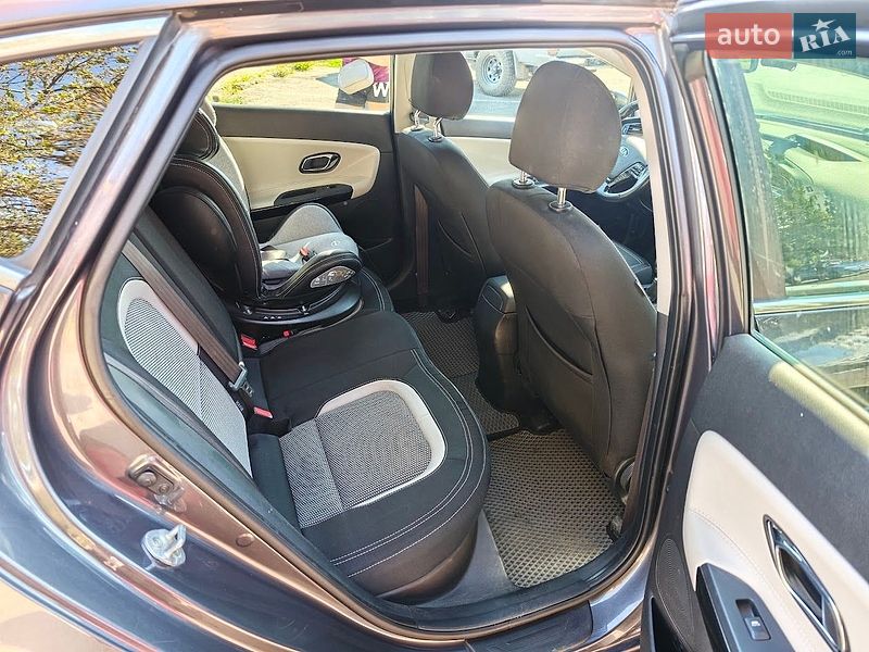 Хетчбек Kia Ceed 2015 в Запоріжжі