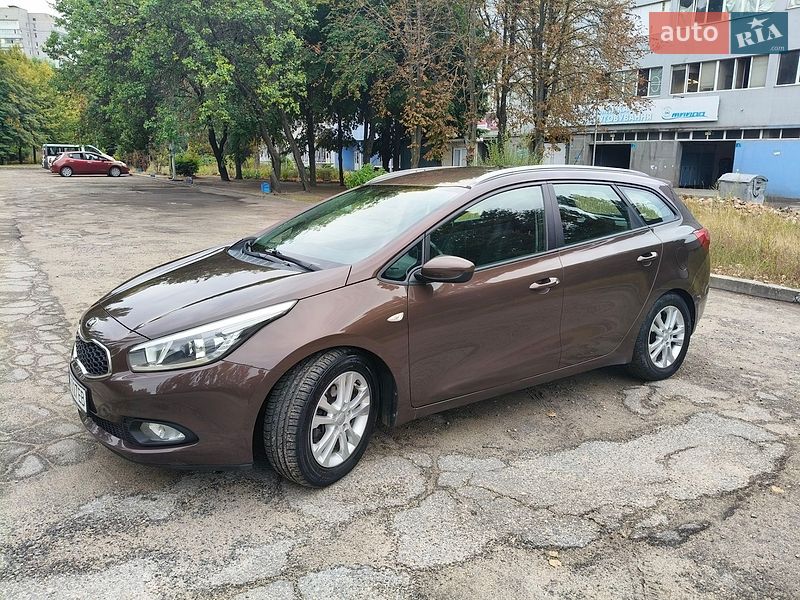 Універсал Kia Ceed 2012 в Запоріжжі
