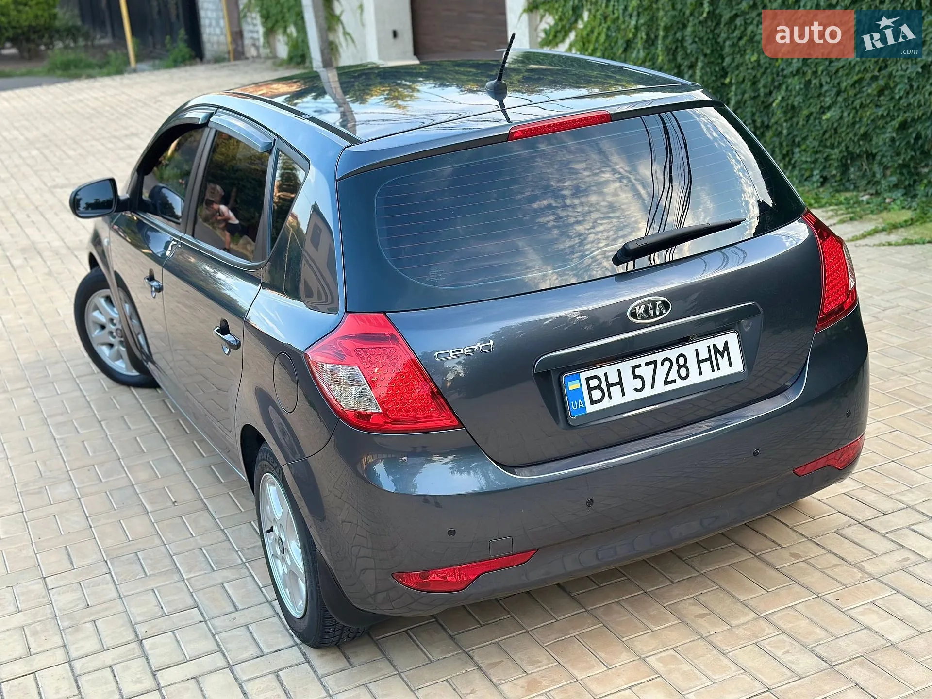2010 Kia Cee'd - мініатюра 13