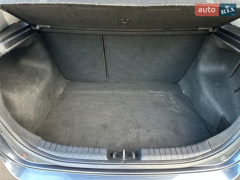 Хэтчбек Kia Ceed 2010 в Одессе