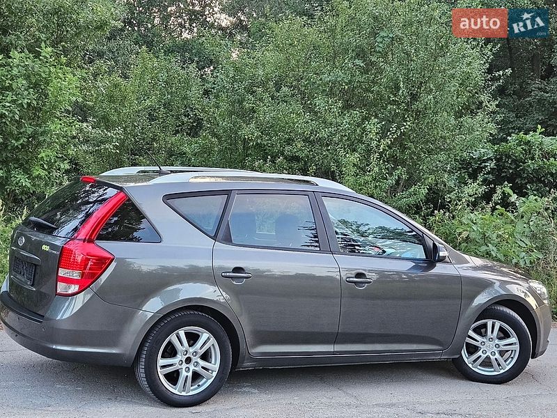 Универсал Kia Ceed 2009 в Дрогобыче