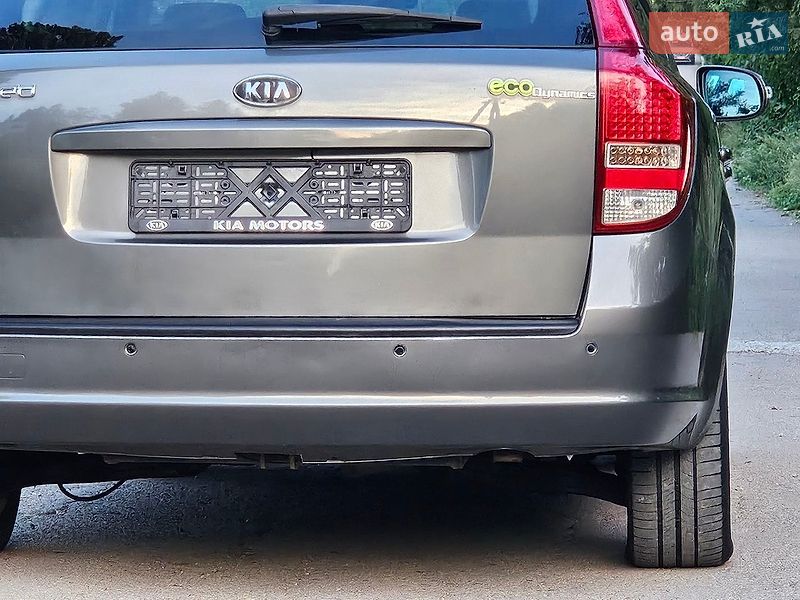 Универсал Kia Ceed 2009 в Дрогобыче
