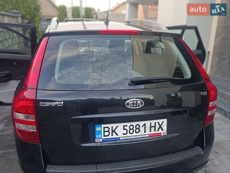 Универсал Kia Ceed 2009 в Ровно