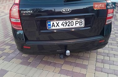 Универсал Kia Ceed 2011 в Краснограде