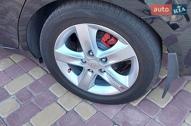 Универсал Kia Ceed 2011 в Краснограде