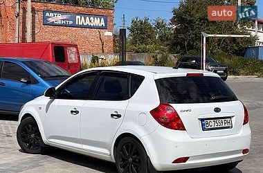 Хэтчбек Kia Ceed 2008 в Львове