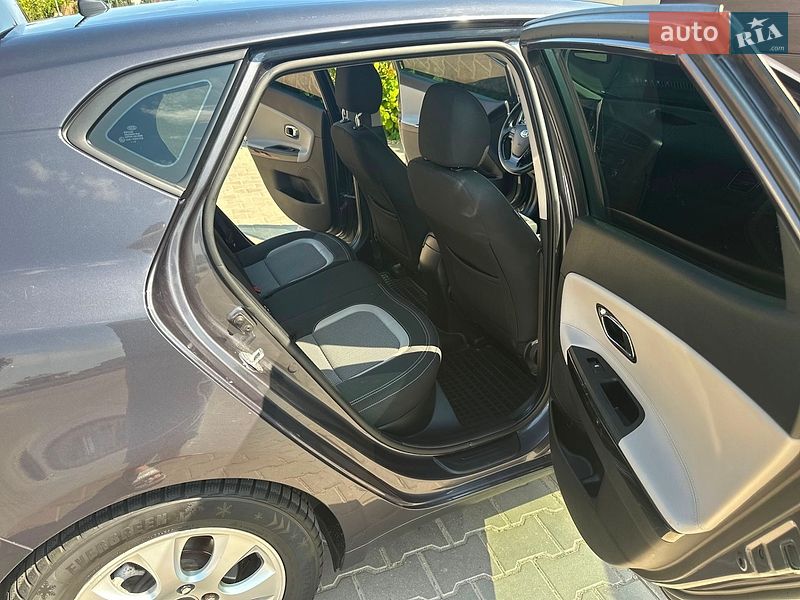 Хетчбек Kia Ceed 2014 в Одесі