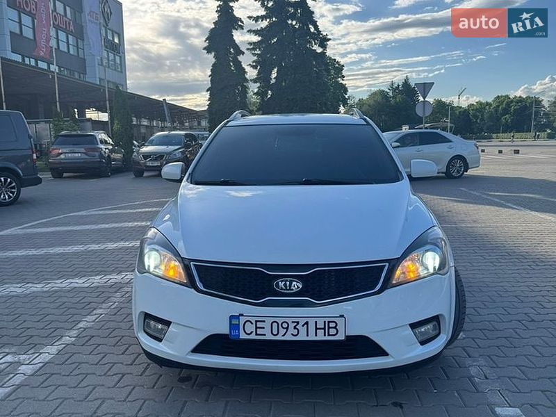 Універсал Kia Ceed 2012 в Чернівцях