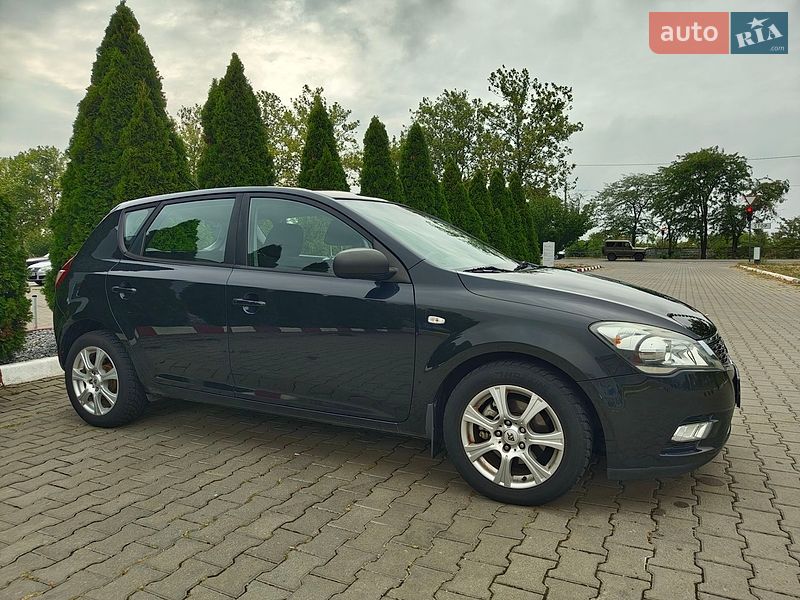 Хэтчбек Kia Ceed 2009 в Николаеве фото 5 Хэтчбек Kia Ceed 2009 в Николаеве