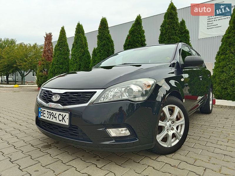 Хэтчбек Kia Ceed 2009 в Николаеве фото 2 Хэтчбек Kia Ceed 2009 в Николаеве