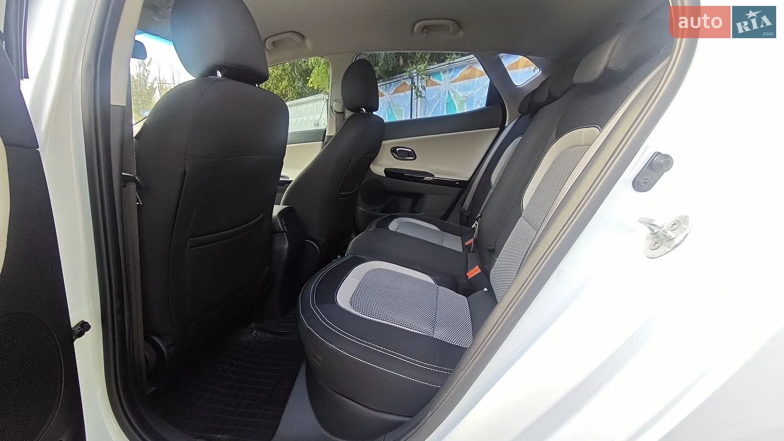 2015 Kia Cee'd - мініатюра 12
