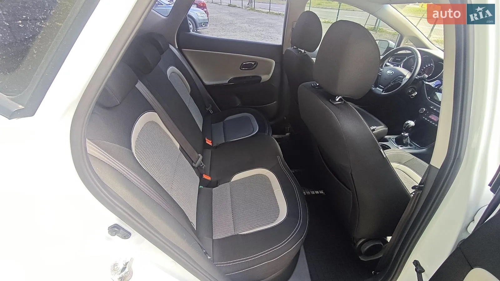 2015 Kia Cee'd - мініатюра 18