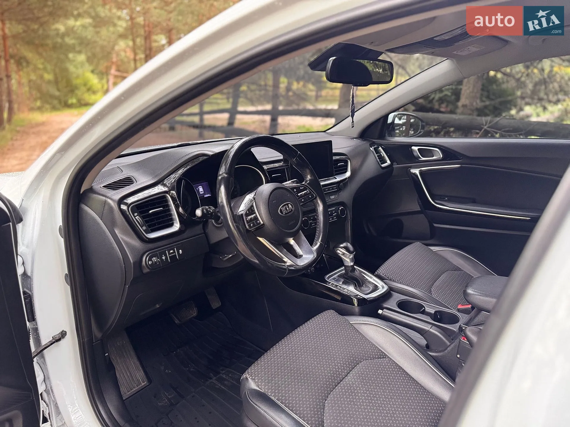 2019 Kia Cee'd - мініатюра 28