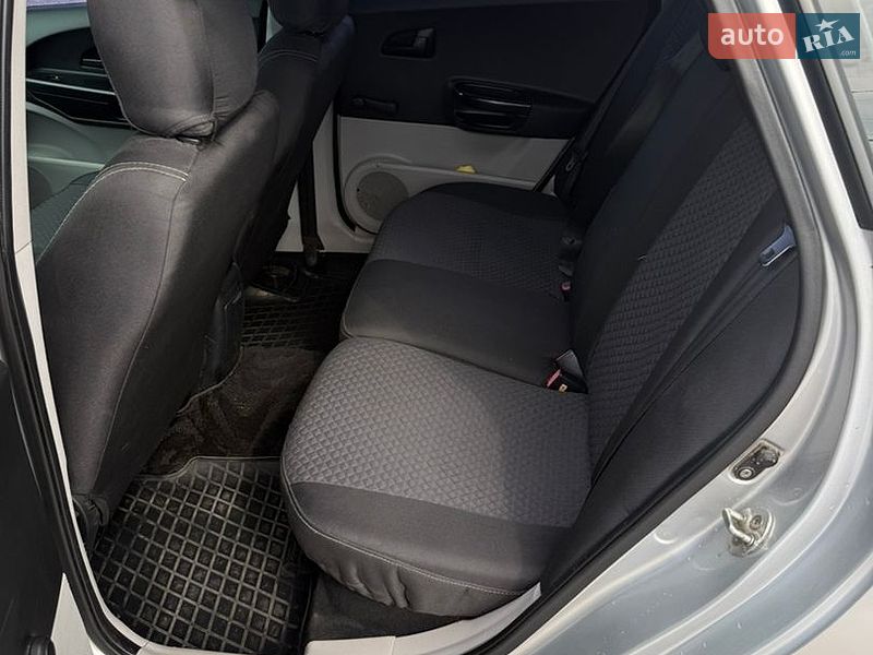 Хэтчбек Kia Ceed 2008 в Кропивницком