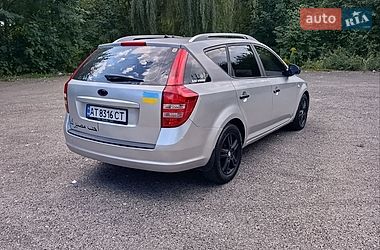 Универсал Kia Ceed 2009 в Калуше