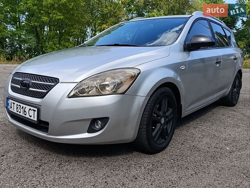 Универсал Kia Ceed 2009 в Калуше