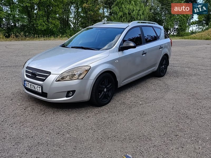 Универсал Kia Ceed 2009 в Калуше