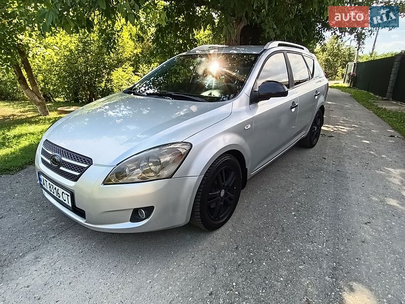 Универсал Kia Ceed 2009 в Калуше