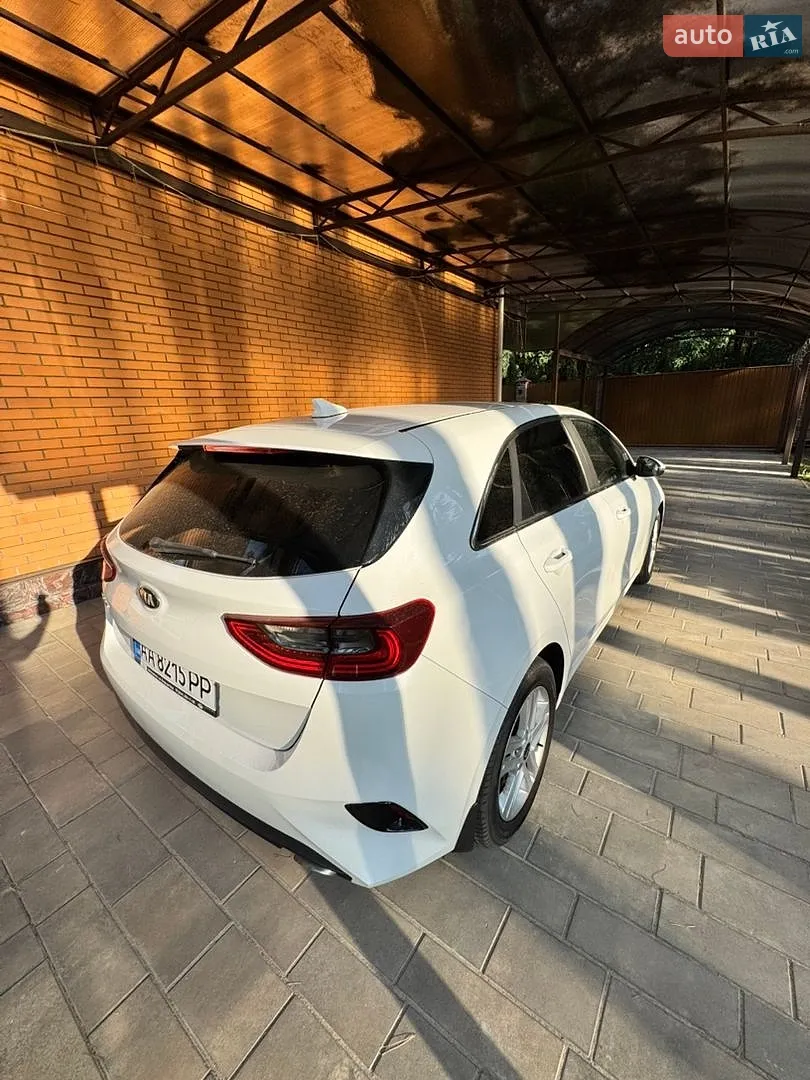 2019 Kia Cee'd - мініатюра 4