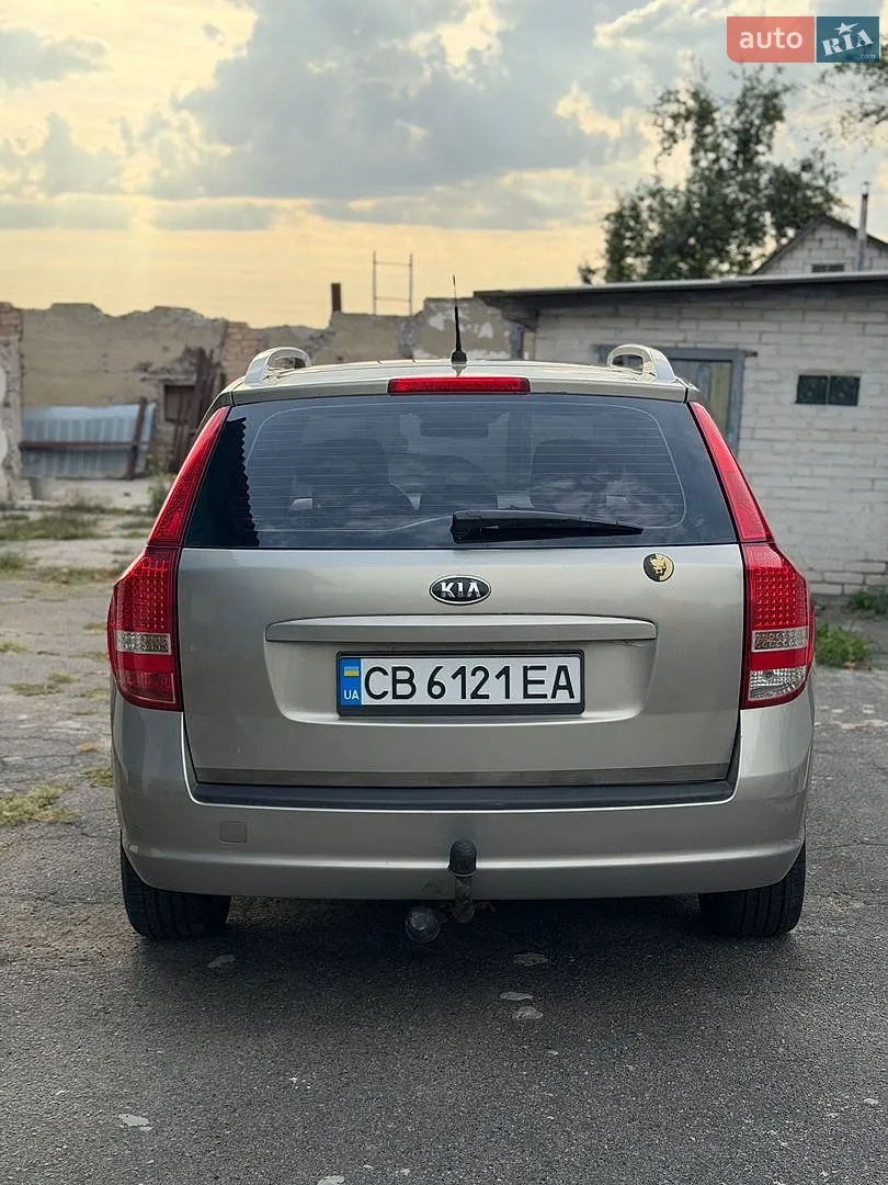 2010 Kia Cee'd - мініатюра 4