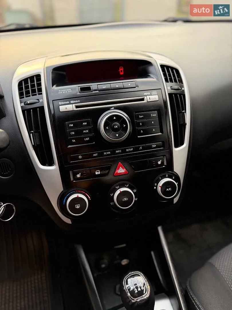 2010 Kia Cee'd - мініатюра 10