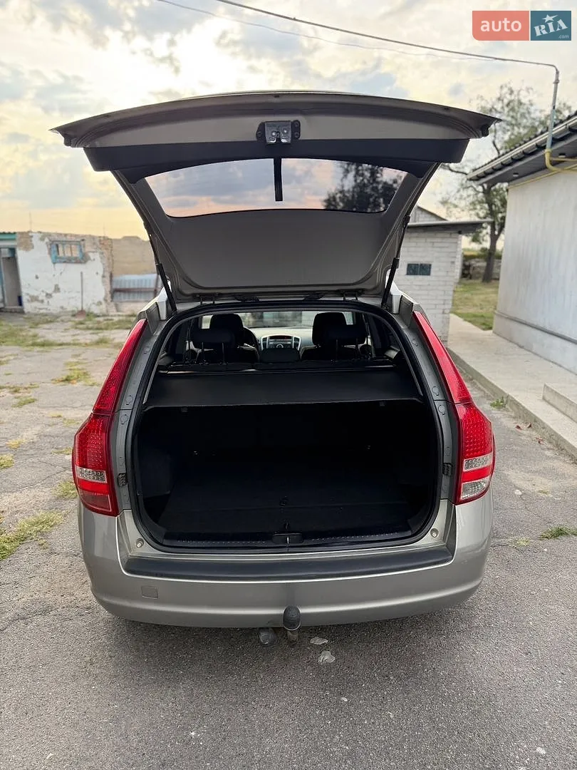 2010 Kia Cee'd - мініатюра 12