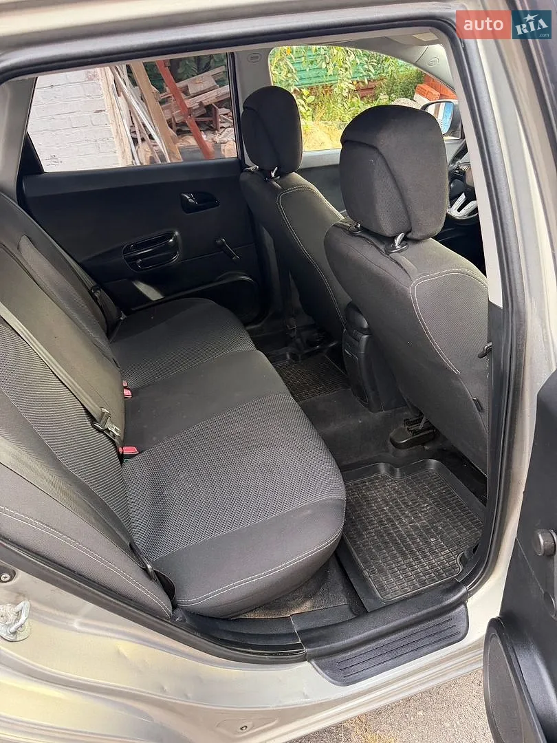 2010 Kia Cee'd - мініатюра 18