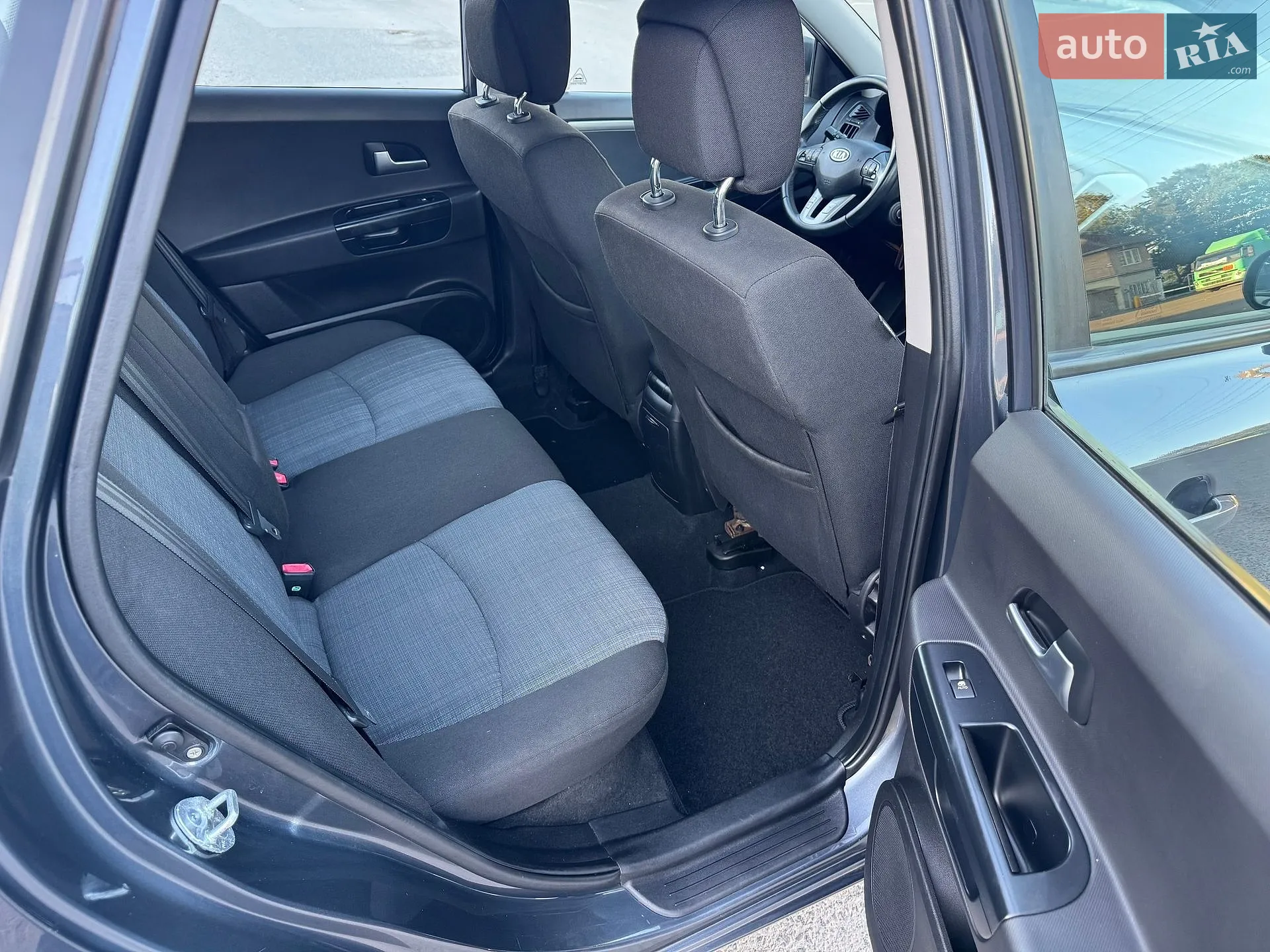 2010 Kia Cee'd - мініатюра 21