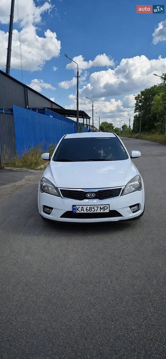 2010 Kia Cee'd - мініатюра 2