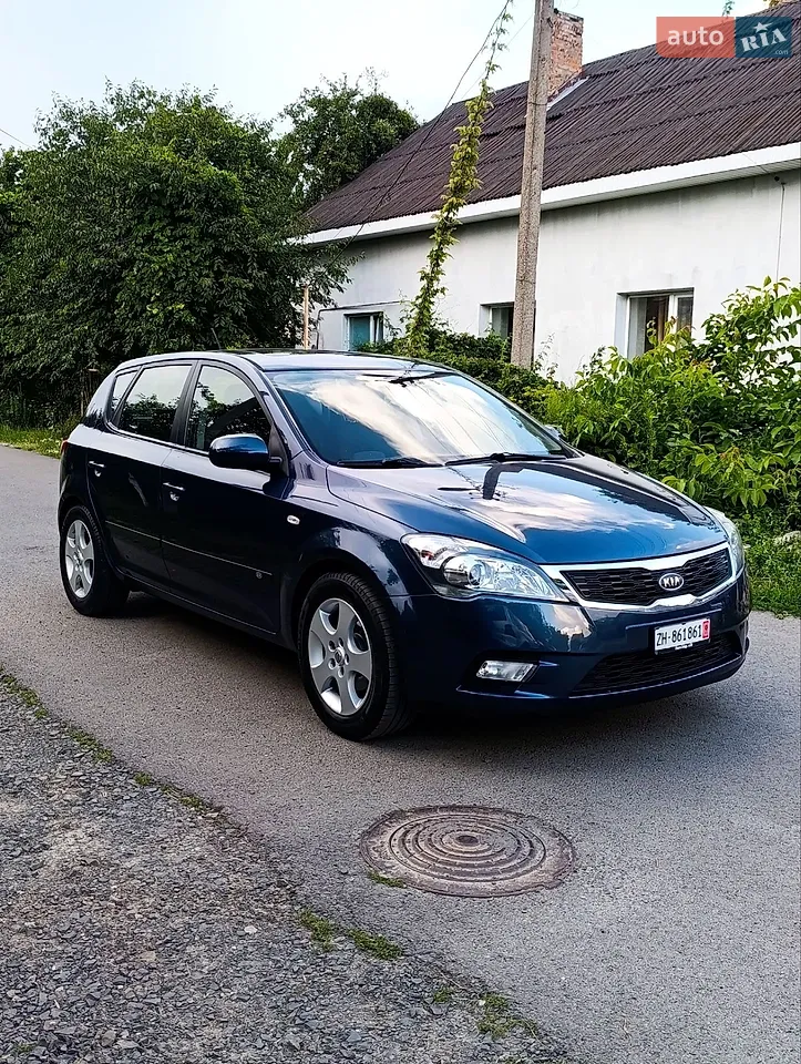 2011 Mazda 3 - мініатюра 114