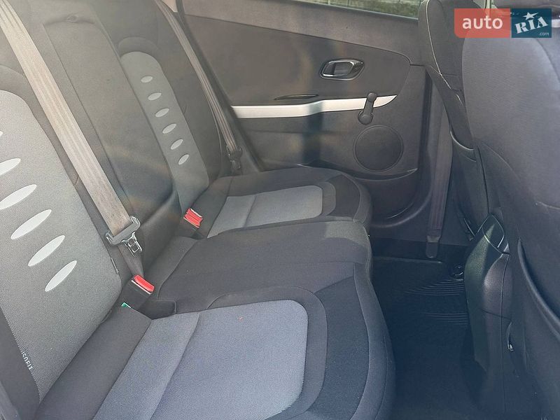 Универсал Kia Ceed 2014 в Стрые фото 10 Универсал Kia Ceed 2014 в Стрые