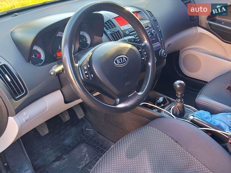 Хетчбек Kia Ceed 2008 в Вінниці
