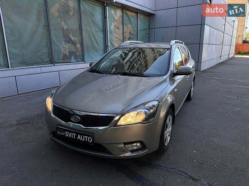 Універсал Kia Ceed 2012 в Миколаєві