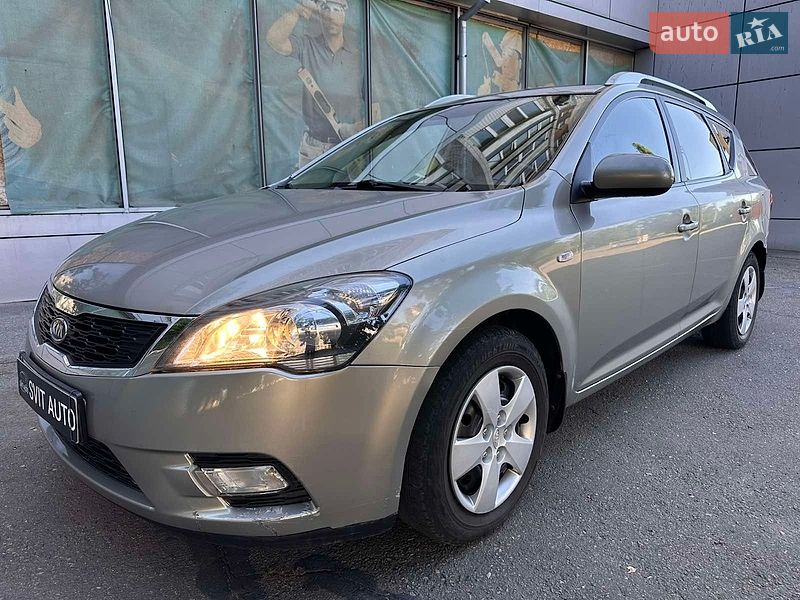 Універсал Kia Ceed 2012 в Миколаєві